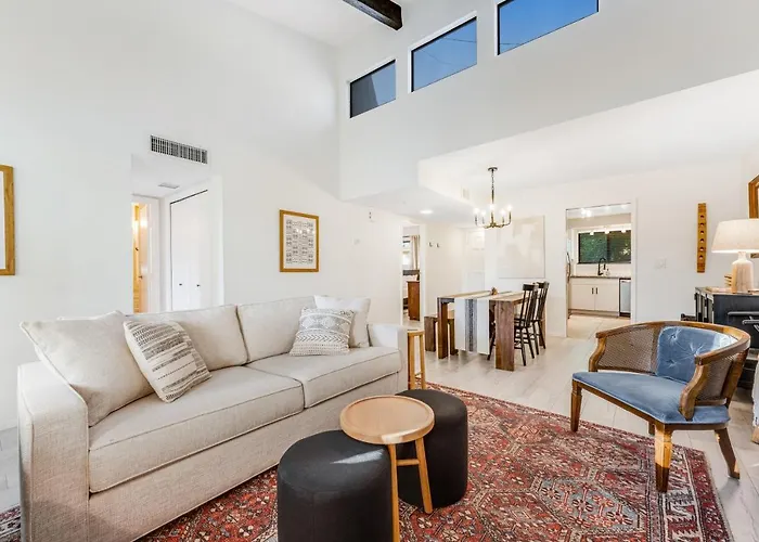 West Apartment *
