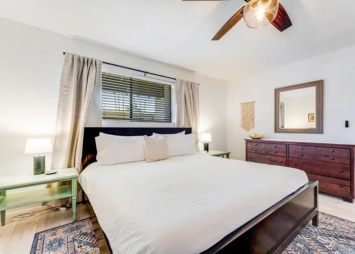Apartment West